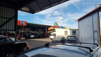 Lubricentro Oreamuno S.A.