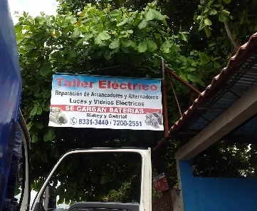 Taller Eléctrico Ridley y Gabriel
