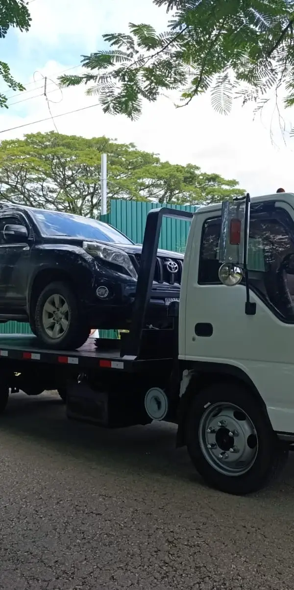 Grúas Guega San Ramón — tow truck — photo 1 of 5