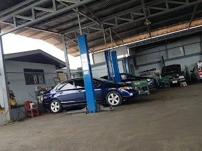 Centro automotriz Viquez