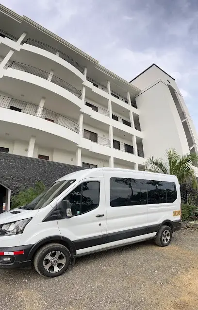 Costa Rica Shuttle Services 1