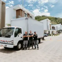 Mudanzas y Transportes Adrian