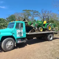 Gruas en Nicoya