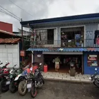 Taller de Motos Agachado