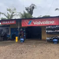 Lubricentro y Llantera Madrigal #2