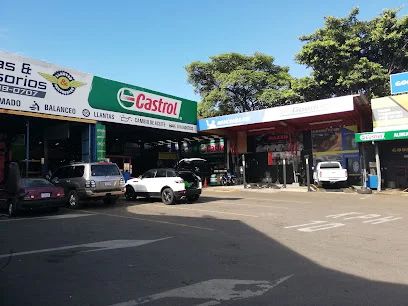 Llantas y accesorios — used tires sales in Heredia, Costa Rica — storefront photo