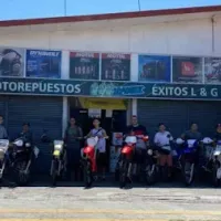 Moto repuestos Exitos L y G
