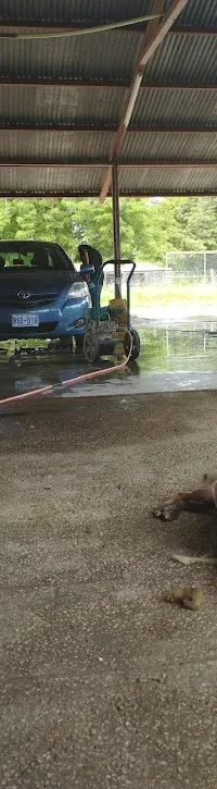 Detallados la U