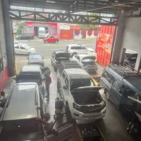 Lubricentro La Bomba